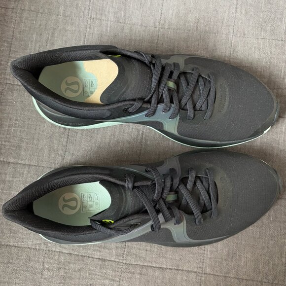 Womens Chargefeel Workout Low Winter Black Size 9.5 SHOE - Picture 2 of 3